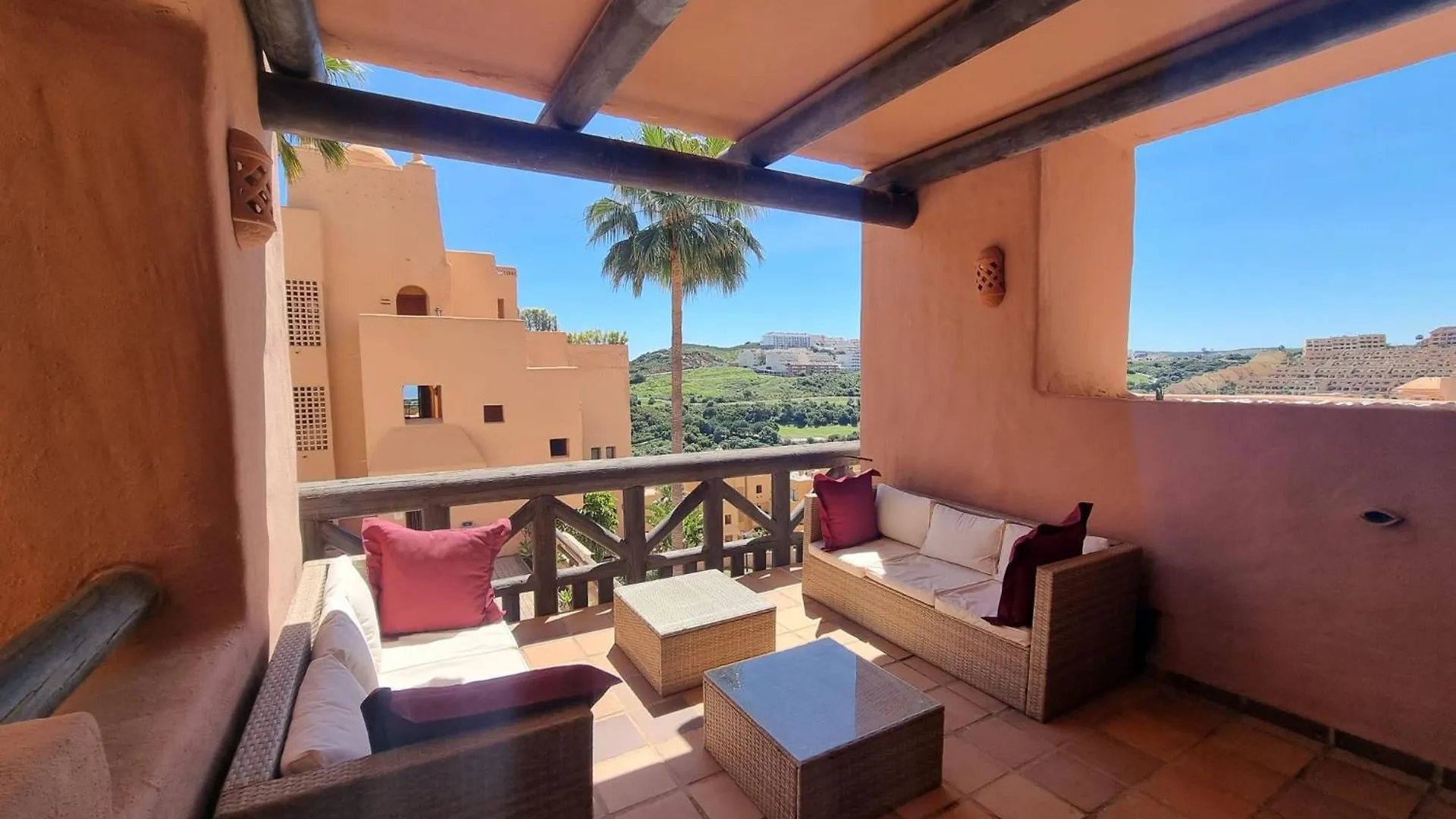 Superb 2 Beds Coto Real Duquesa Apartment San Luis de Sabinillas